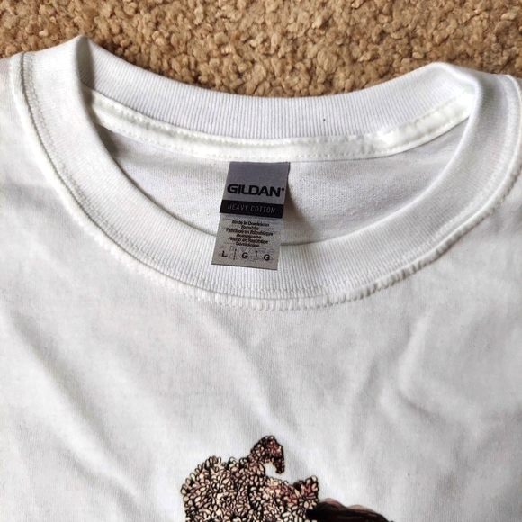 Beautiful Lady T Shirt Size Large - Picture 2 of 2